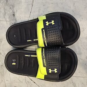 Under Armor boys slides